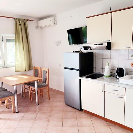 Apartments Zovko ดราเช ภายนอก รูปภาพ