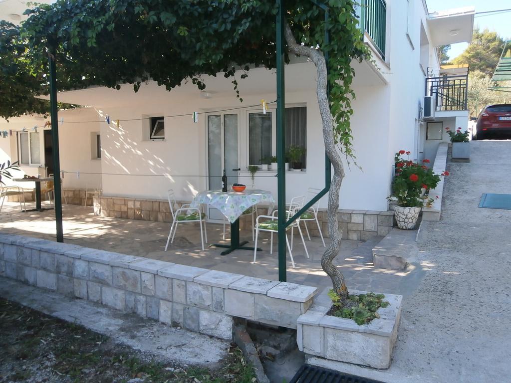 Apartments Zovko ดราเช ภายนอก รูปภาพ