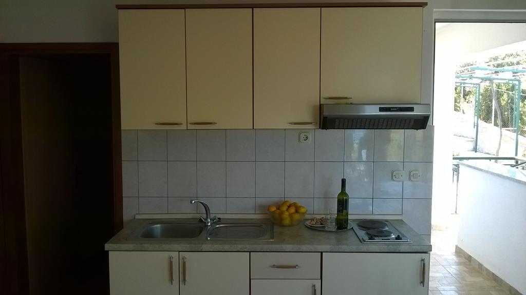 Apartments Zovko ดราเช ภายนอก รูปภาพ