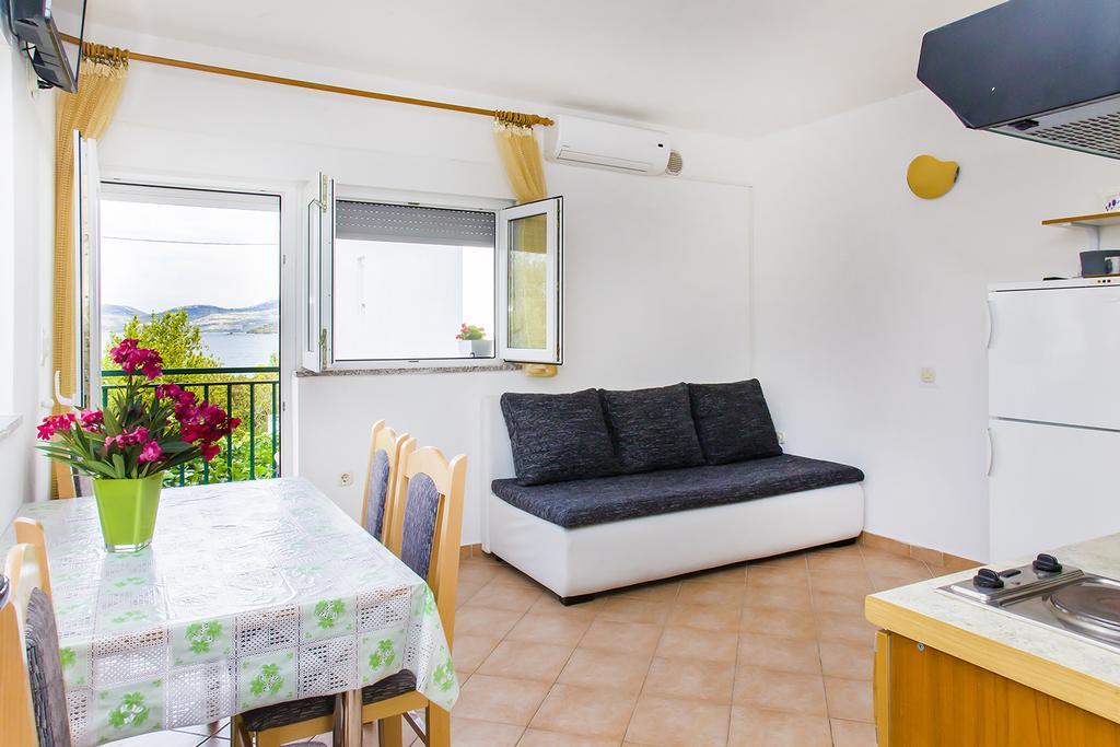 Apartments Zovko ดราเช ภายนอก รูปภาพ