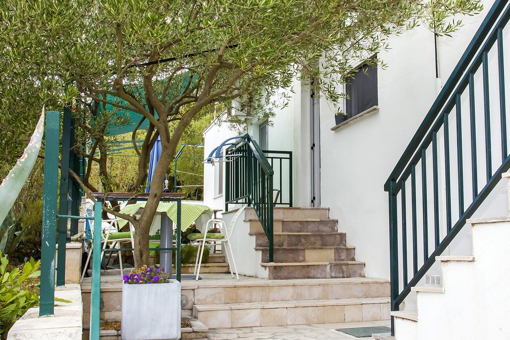 Apartments Zovko ดราเช ภายนอก รูปภาพ