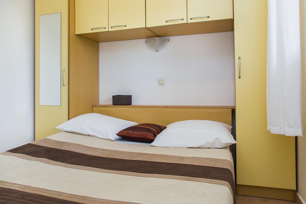 Apartments Zovko ดราเช ภายนอก รูปภาพ