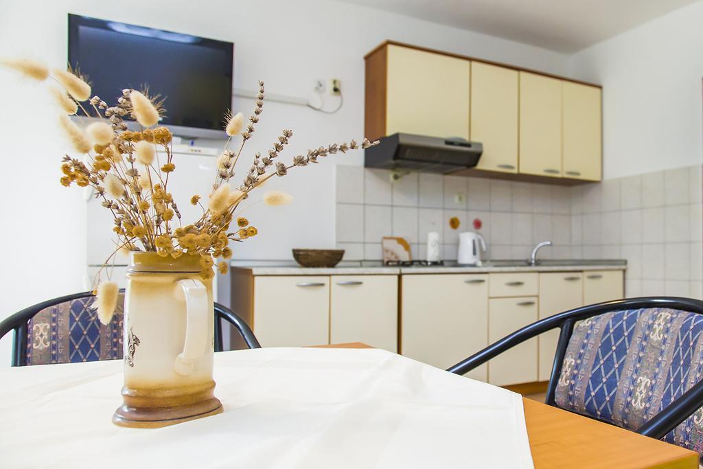 Apartments Zovko ดราเช ภายนอก รูปภาพ