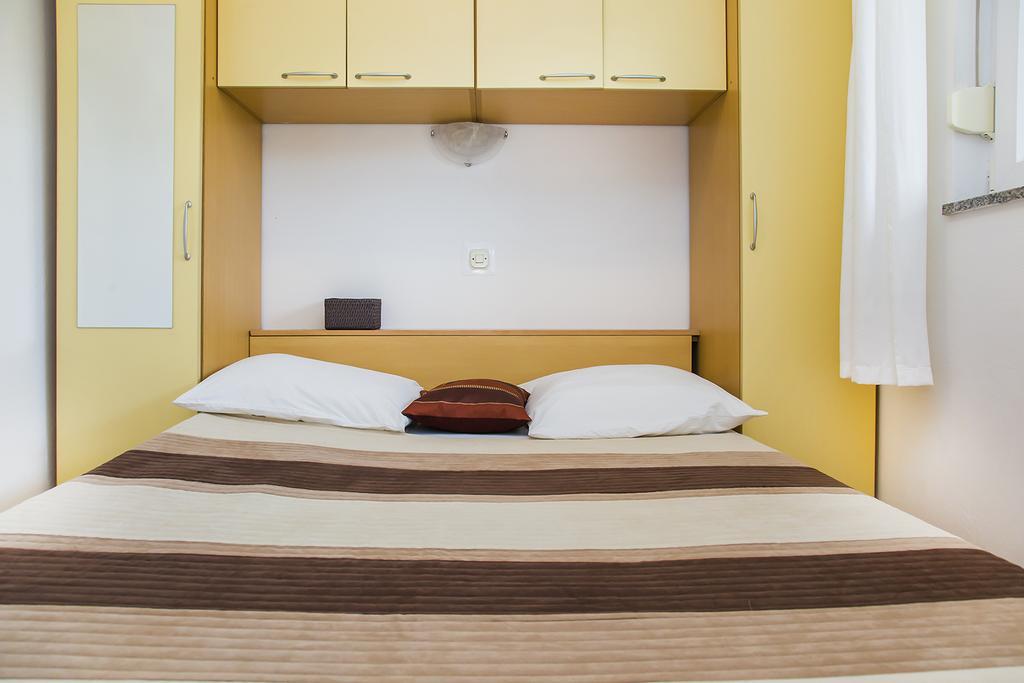 Apartments Zovko ดราเช ภายนอก รูปภาพ